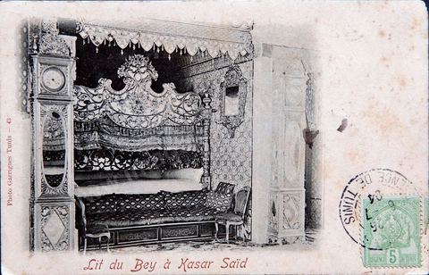 Le lit du Bey à Ksar Said au Bardo à Tunis - datée 1904 - Carte postale ancienne Tunisie