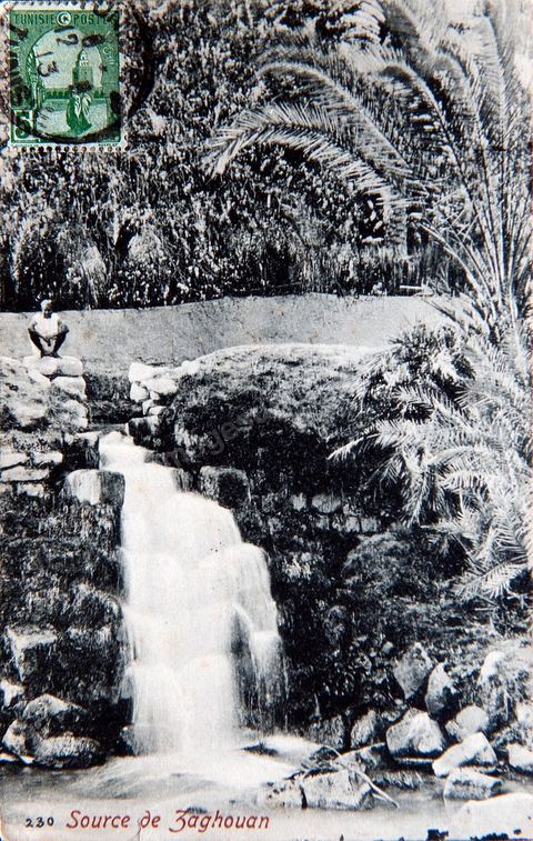 Source d'eau à Zaghouan 1913 - Carte postale ancienne Tunisie