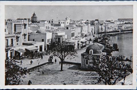 Place de France and the Old Port, with the medina of Bizerte in the background, 1947 - Vintage postcard from Tunisia