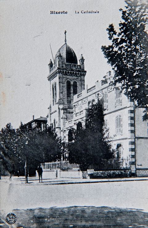 La Cathédrale à Bizerte - Carte postale ancienne Tunisie