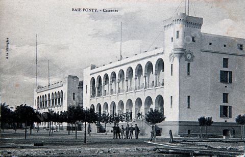 Casernes de la Baie Ponty - Bizerte - Carte postale ancienne Tunisie