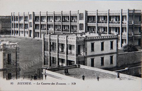 La Caserne des Zouaves - Bizerte - Carte postale ancienne Tunisie