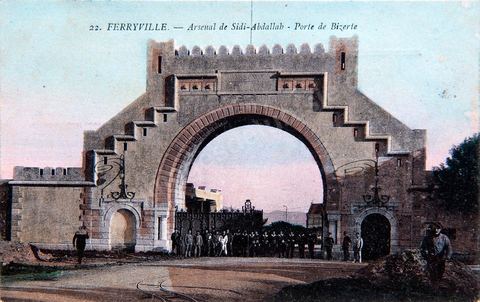 porte de Bizerte, arsenal de Sidi Abdallah à Ferryville actuelle Menzel Bourguiba - Carte postale ancienne Tunisie
