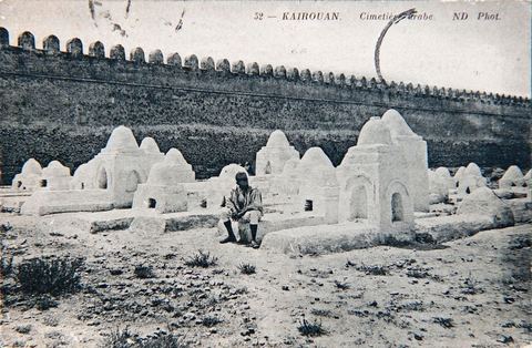 Cimetière devant la Grande mosquée de Kairouan 1913 - Carte postale ancienne Tunisie