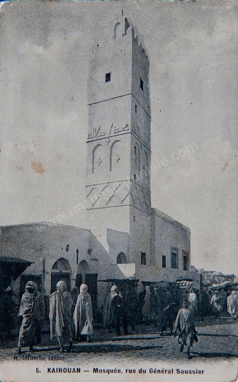 La mosquée de Tunis dans la rue du général Saussier à Kairouan - Carte postale ancienne Tunisie