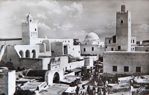 Kairouan - La grande rue 1956 - Carte postale ancienne Tunisie