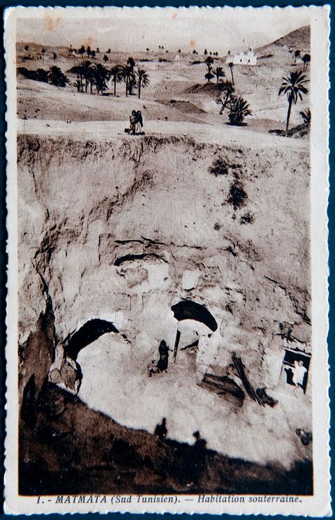 Habitations troglodytes dans le village aux maisons souterraines de Matmata 1939 - Carte postale ancienne Tunisie