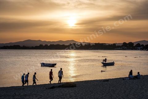 Corniche et plage au coeur de Hammamet