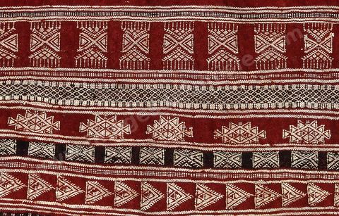 Atelier de tissage au village Ken
