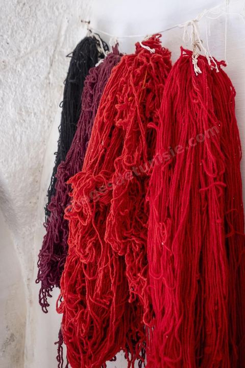 Atelier de tissage au village Ken