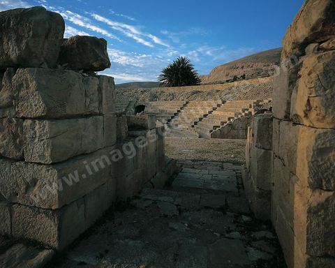 theatre de bulla regia