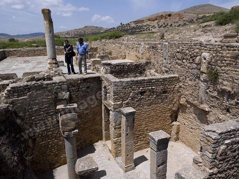 quartier d'habitations et villas souterraines romaines Site archéologique de Bulla Regia 