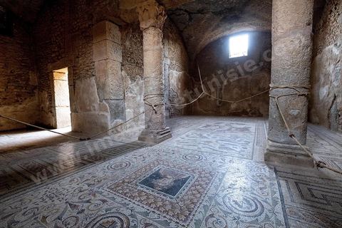 Sous-sol de la Maison d'Amphitrite dans le quartier d'habitations sur le site archéologique romain de Bulla Régia, dans le nord ouest de la Tunisie.