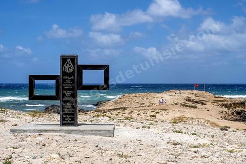Le site naturel de Ras Angela, à une petite quinzaine de kilomètres au nord ouest de Bizerte, est le cap le plus septentrional du continent africain. Son accès est facile via une route goudronnée. Le site est à l'image de cette côte du nord ouest de la Tunisie, sauvage avec des criques rocheuses et des grandes plages de sables fins. Deux monuments marquent la particularité de ce site, mais le plus interessant est bien le paysage, mer rocheuse à gauche et plage à droite, le tout dominé par le phare. Son accès facile en fait un lieu assez touristique et très prisé pour sa plage.