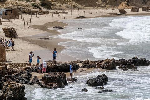 Le site naturel de Ras Angela, à une petite quinzaine de kilomètres au nord ouest de Bizerte, est le cap le plus septentrional du continent africain. Son accès est facile via une route goudronnée. Le site est à l'image de cette côte du nord ouest de la Tunisie, sauvage avec des criques rocheuses et des grandes plages de sables fins. Deux monuments marquent la particularité de ce site, mais le plus interessant est bien le paysage, mer rocheuse à gauche et plage à droite, le tout dominé par le phare. Son accès facile en fait un lieu assez touristique et très prisé pour sa plage.