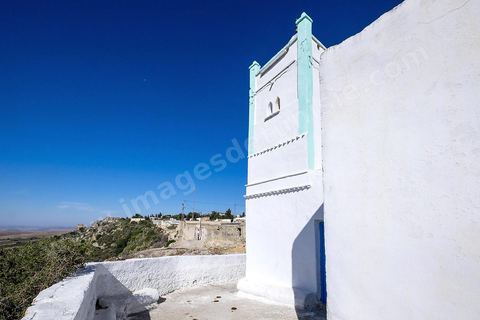 Le village de Chaouach sur les hauteurs de Medjez El Bab. 