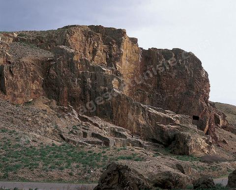 Carrière romaine de marbre sur le site archéologique de Chemtou