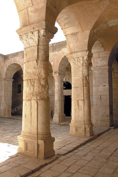 Edifice à auge, ancienne grande mosquee, Le Kef