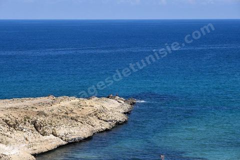 Plage te bord de mer à Raf Raf
