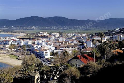 Vue generale sur la ville de Tabarka