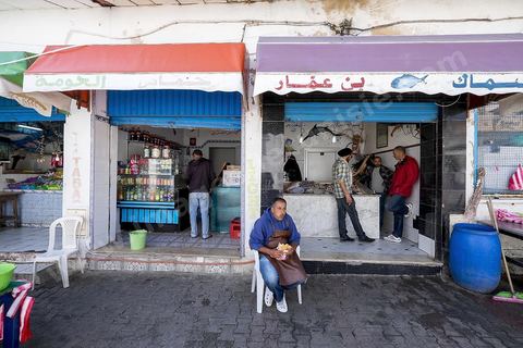 Dans les rues de Tabarka 