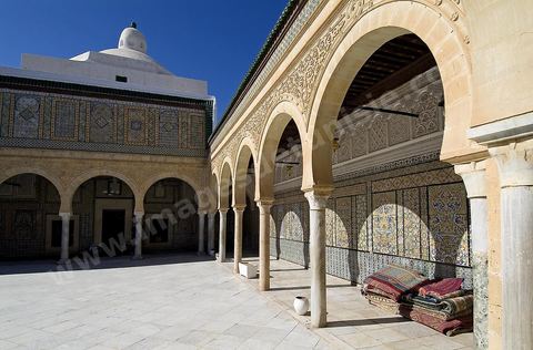 Patio de la zaouia sidi sahab ou mosquée du Barbier à Kairouan