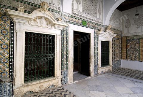 Vestibule de la zaouia sidi sahab ou mosquée du Barbier à Kairouan