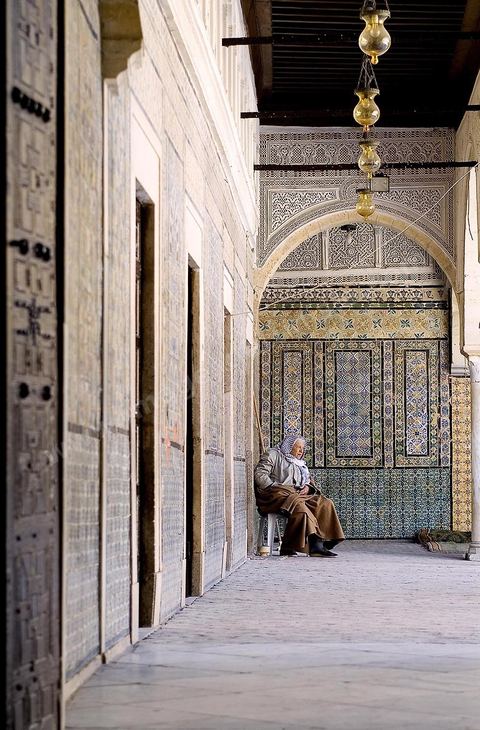 Patio dans la Zaouia de Sidi Sahab ou mosquée du Barbier à Kairouan