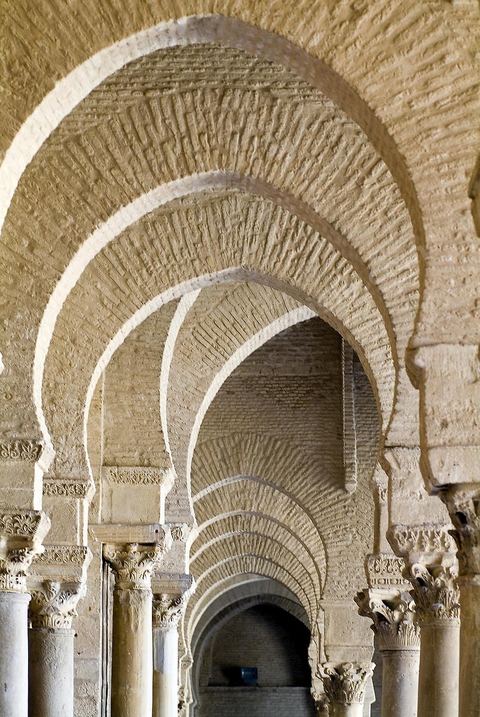 Galerie à colonnade de la grande mosquée de Kairouan