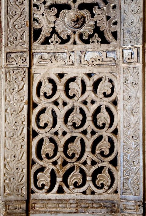 Détail du Mirhab de la salle des prières de la Grande Mosquée de Kairouan, marbre sculpté
