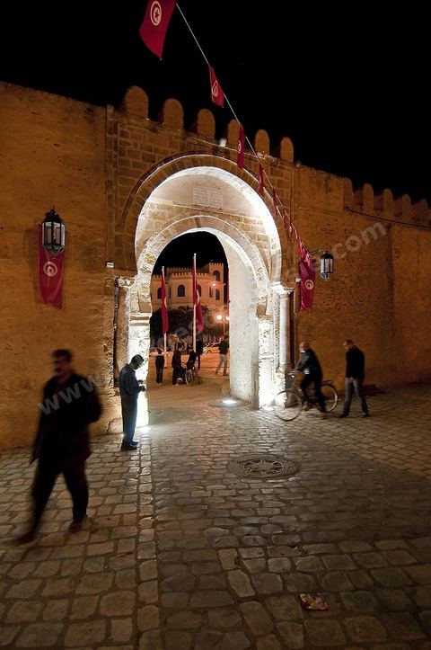 The Medina of Kairouan: A Gateway and a Bulwark at Night