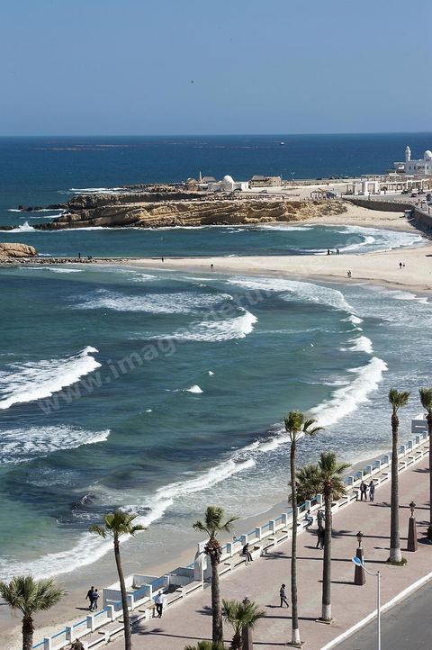 Plages et corniche au centre ville de Monastir
