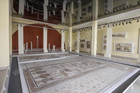 Salles des mosaiques du musée archéologique de Sousse dans la Kasbah située en haut de la medina de Sousse