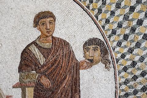 mosaique Auteur tragique et acteur comique - musée archéologique de Sousse dans la Kasbah située en haut de la medina de Sousse