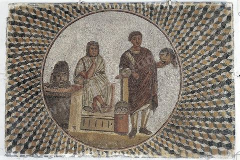 mosaique Auteur tragique et acteur comique - musée archéologique de Sousse dans la Kasbah située en haut de la medina de Sousse