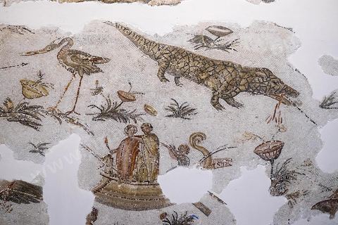 Mosaique scène de chasse avec crocodile paysage nilotique - musée archéologique de Sousse dans la Kasbah située en haut de la medina de Sousse