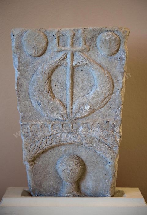 Musée archéologique de Salakta avec la fameuse mosaïque du Lion