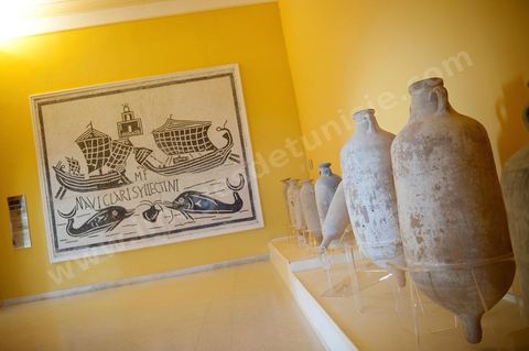 Musée archéologique de Salakta avec la fameuse mosaïque du Lion