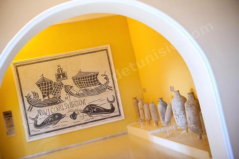 Musée archéologique de Salakta avec la fameuse mosaïque du Lion