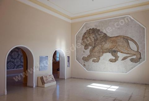 Musée archéologique de Salakta avec la fameuse mosaïque du Lion