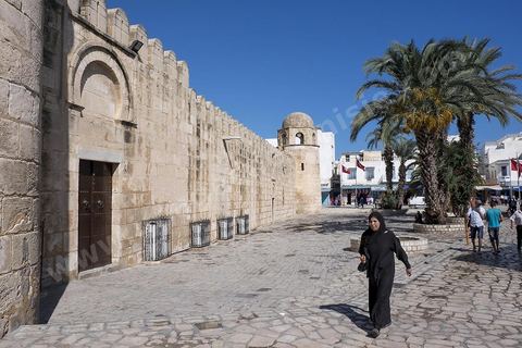 facade extérieure de la grande mosquée de Sousse dans la medina. Sousse ou la perle du Sahel. 