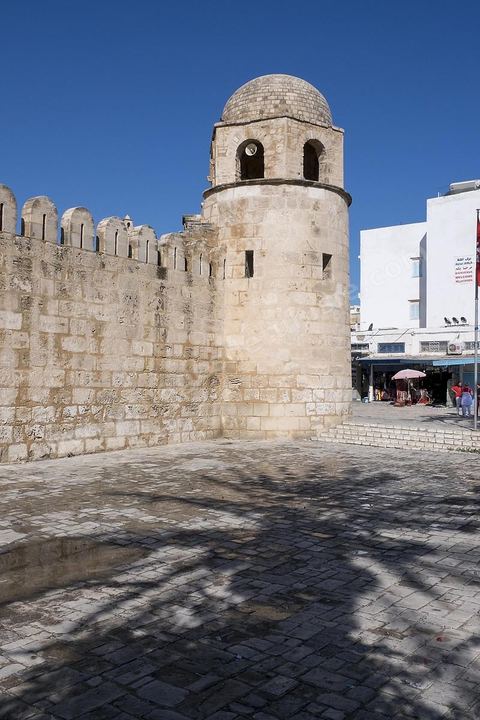 facade extérieure de la grande mosquée de Sousse dans la medina. Sousse ou la perle du Sahel. 