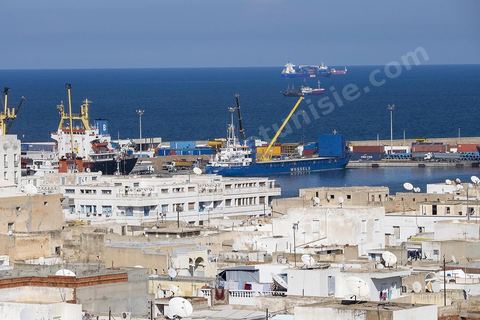 Vue sur la medina et le port de Sousse depuis la Kasbah. Sousse ou la perle du Sahel. 