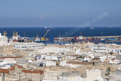Vue sur la medina et le port de Sousse depuis la Kasbah. Sousse ou la perle du Sahel. 