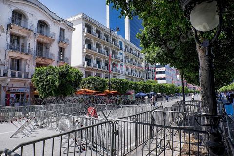 Scenes from everyday life on Habib Bourguiba Avenue