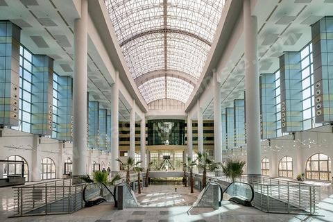 9 mars 2018 : Cité de la Culture à Tunis à quelques jours de son inauguration le 21 mars. Hall d'entrée