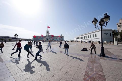 Place de la Kasbah et Mairie de Tunis