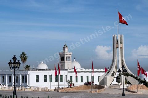 Place de la Kasbah et Mairie de Tunis