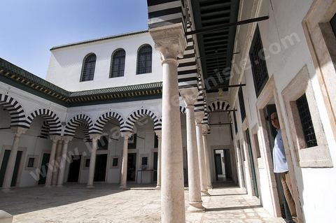 La Medersa Slimaniya dans la medina de Tunis
