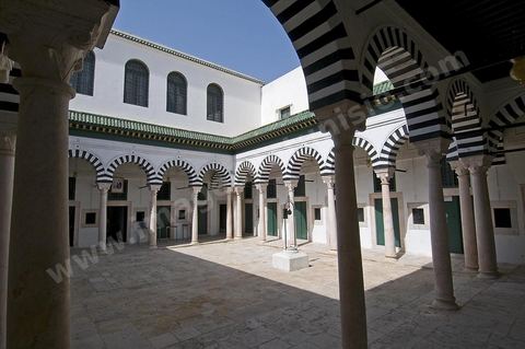 La Medersa Slimaniya dans la medina de Tunis